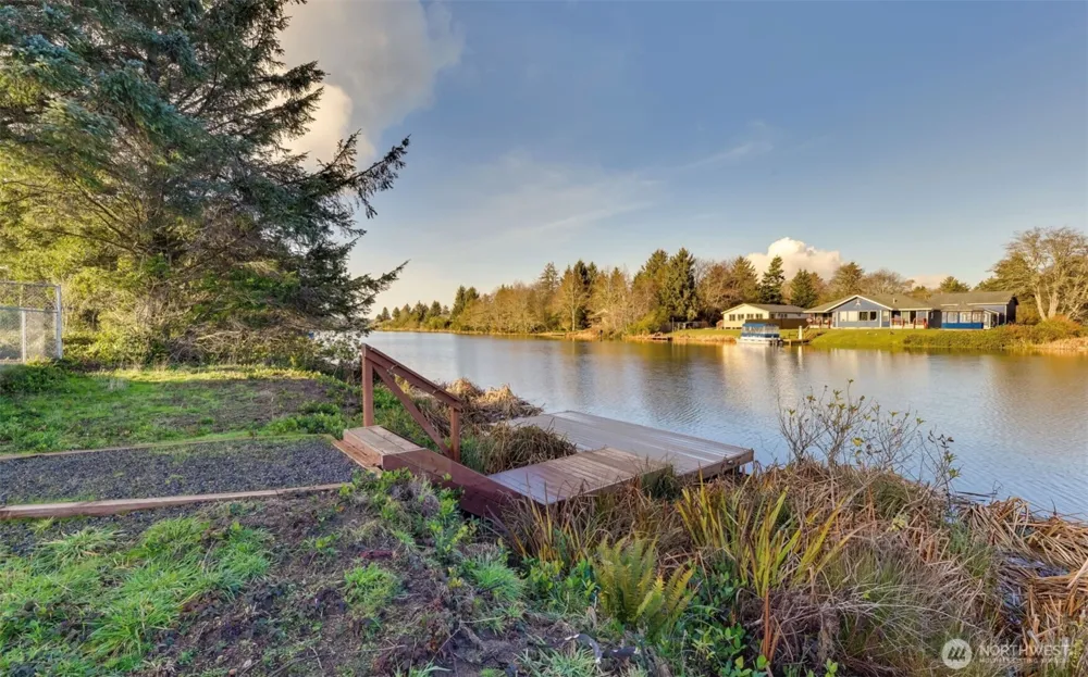 1006 Point Brown Avenue SE Ocean Shores, WA 98569
