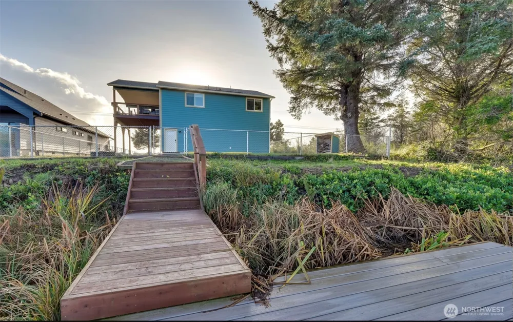 1006 Point Brown Avenue SE Ocean Shores, WA 98569