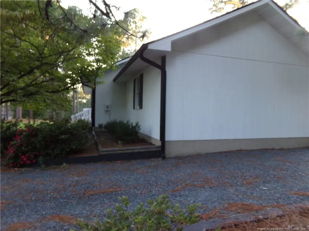 188 Firetree Lane West End, NC 27376