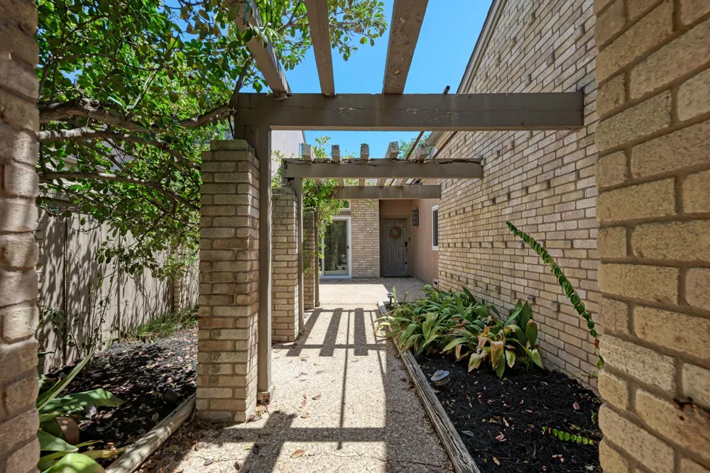 3837 Steck Avenue Austin, TX 78759