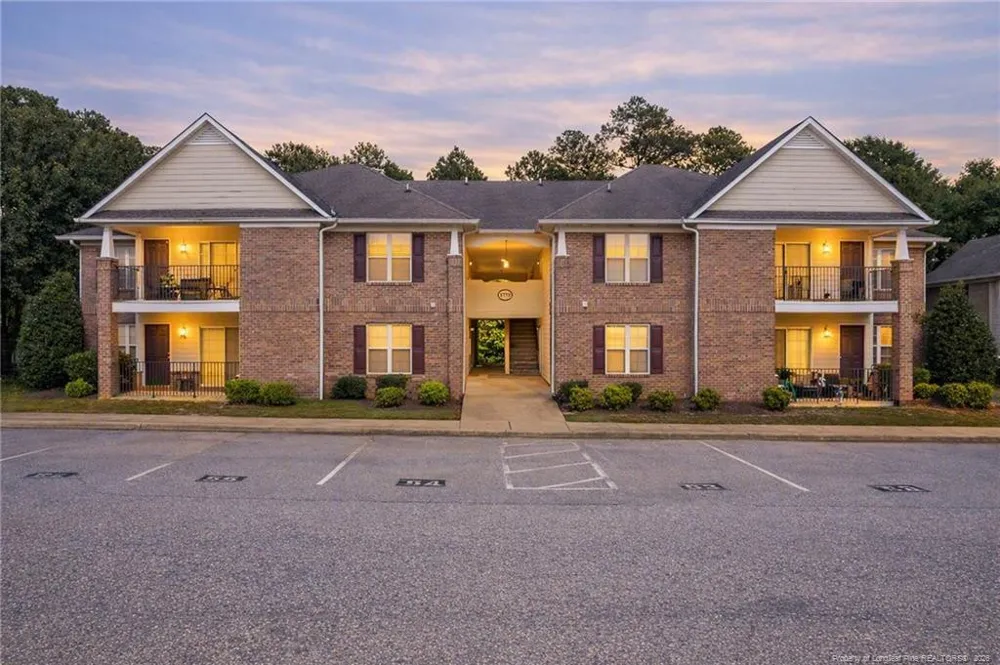 1770 Renwick Drive #103 Fayetteville, NC 28304