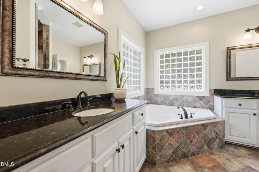 1246 Pebble Drive Drive Graham, NC 27253