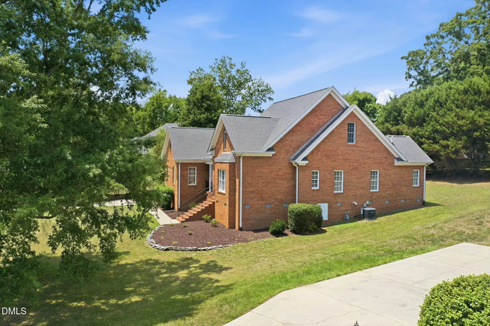1246 Pebble Drive Drive Graham, NC 27253