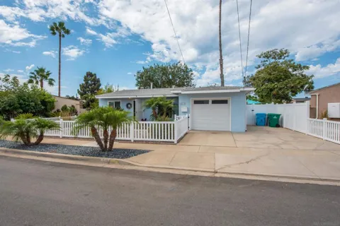 4612 Kleefeld Ave.