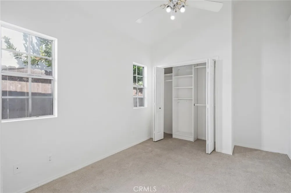284 E 18th Costa Mesa, CA 92627