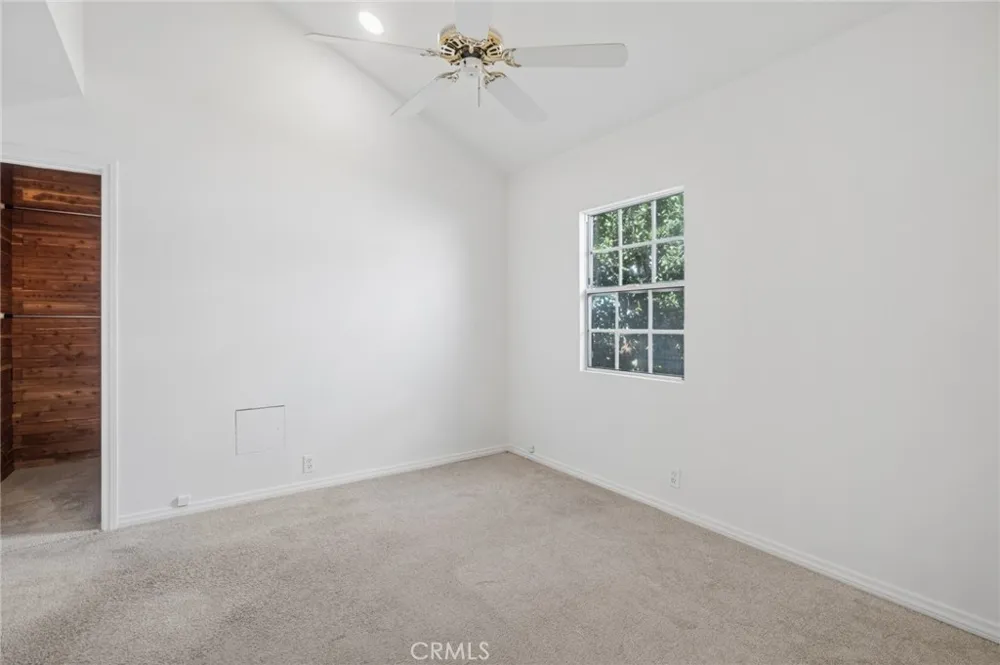 284 E 18th Costa Mesa, CA 92627