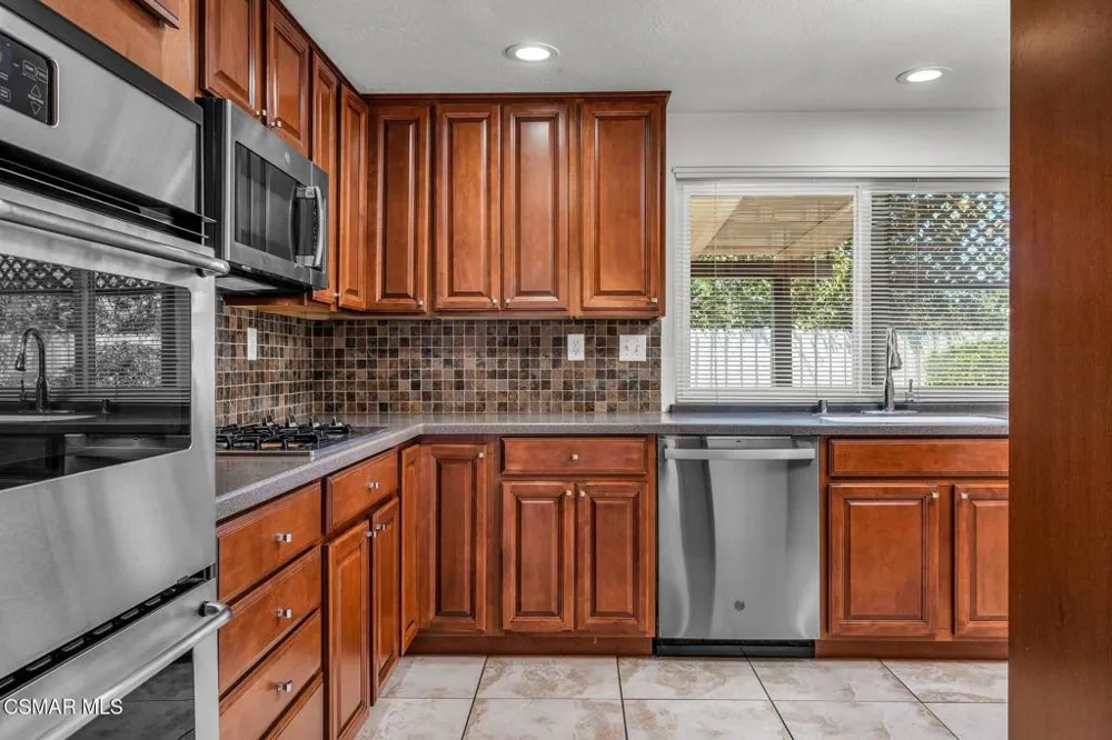 418 Ramble Ridge Drive Thousand Oaks, CA 91360