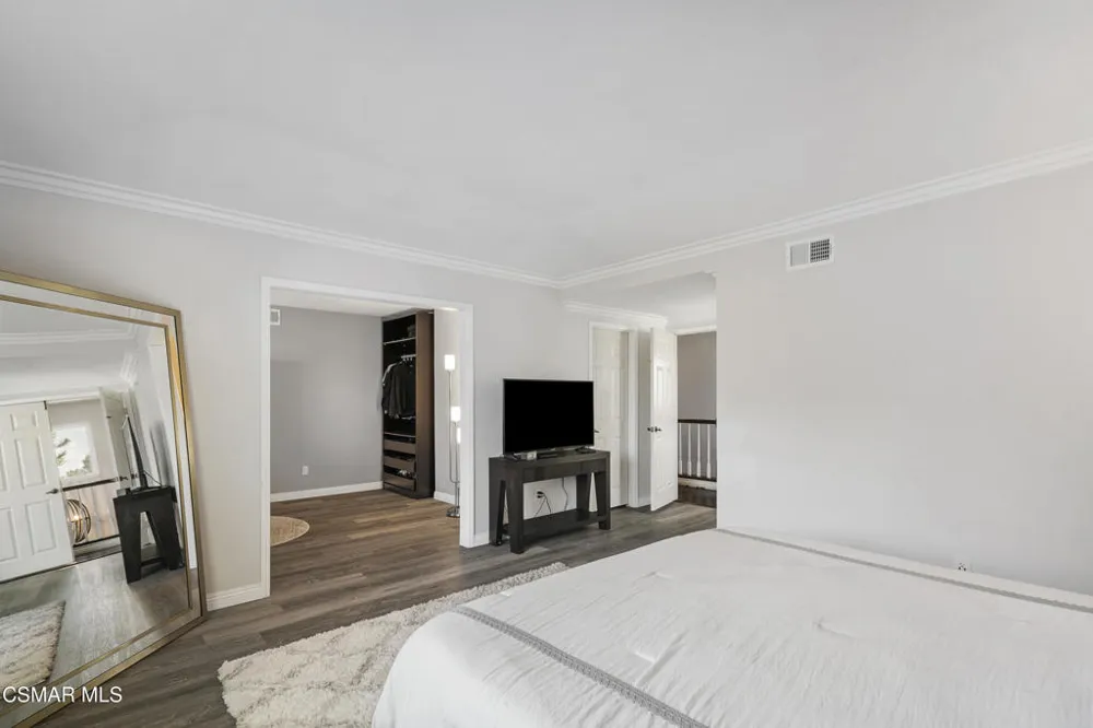 13165 Thomasville Court Moorpark, CA 93021