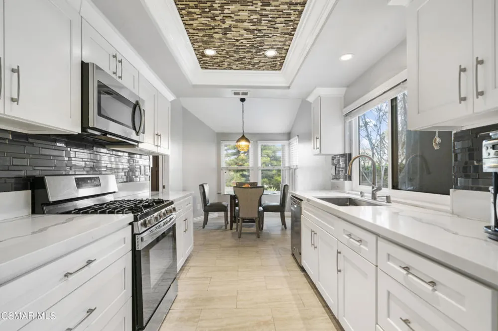 13165 Thomasville Court Moorpark, CA 93021