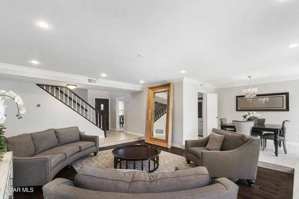 13165 Thomasville Court Moorpark, CA 93021