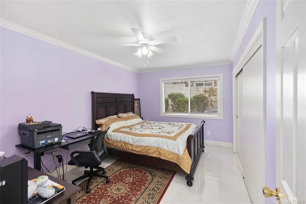 26 Danforth Laguna Niguel, CA 92677