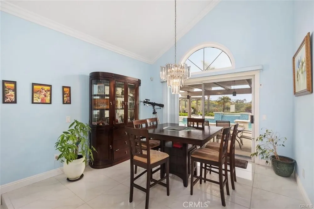 26 Danforth Laguna Niguel, CA 92677