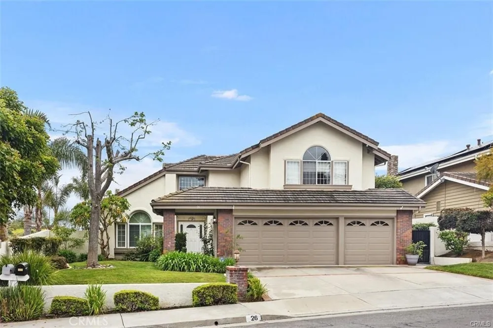 26 Danforth Laguna Niguel, CA 92677