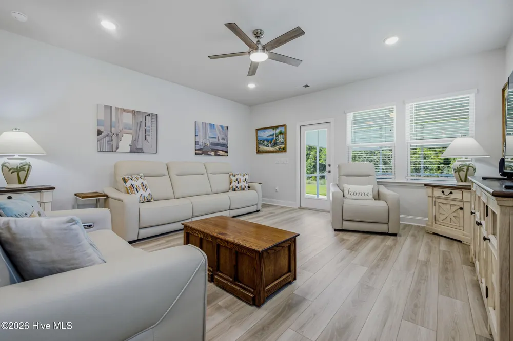 305 Eagle Claw Drive Calabash, NC 28467