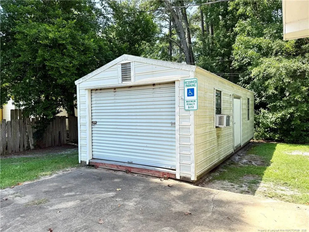 581 Reilly Road Fayetteville, NC 28303