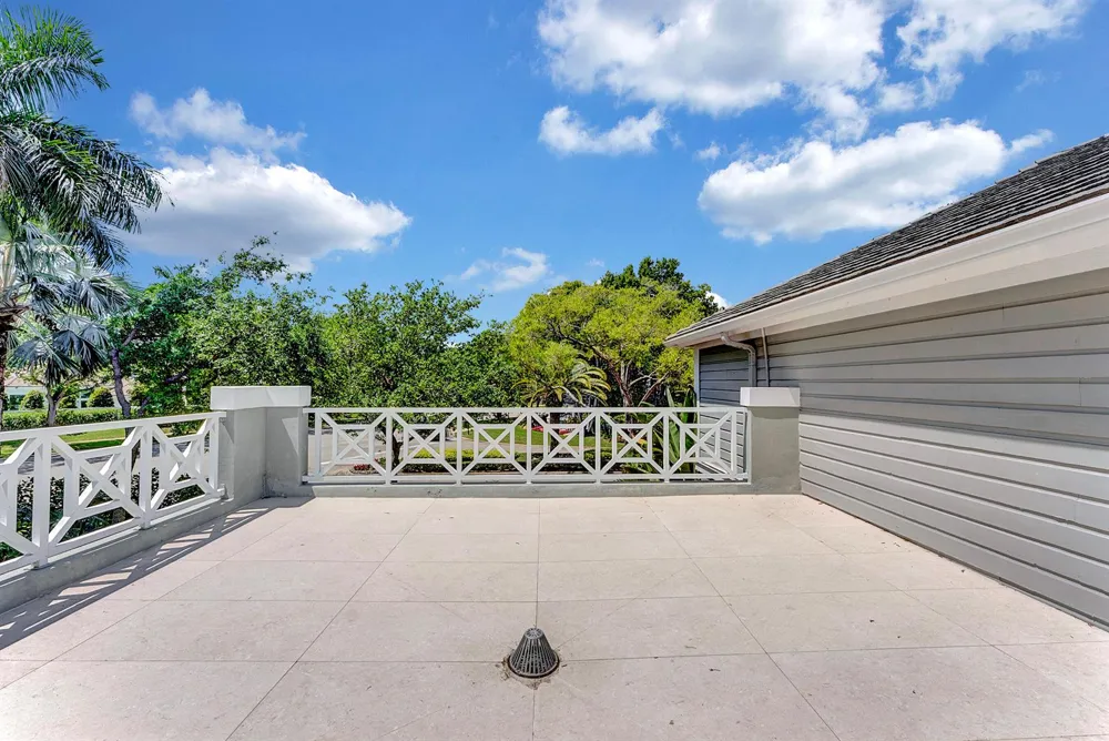 5600 Cambridge Boulevard Boca Raton, FL 33496