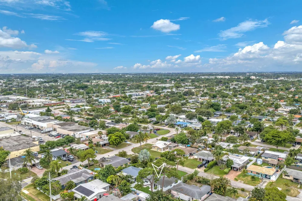 4630 NE 5TH TERRACE Oakland Park, FL 33334