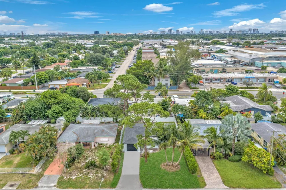 4630 NE 5TH TERRACE Oakland Park, FL 33334