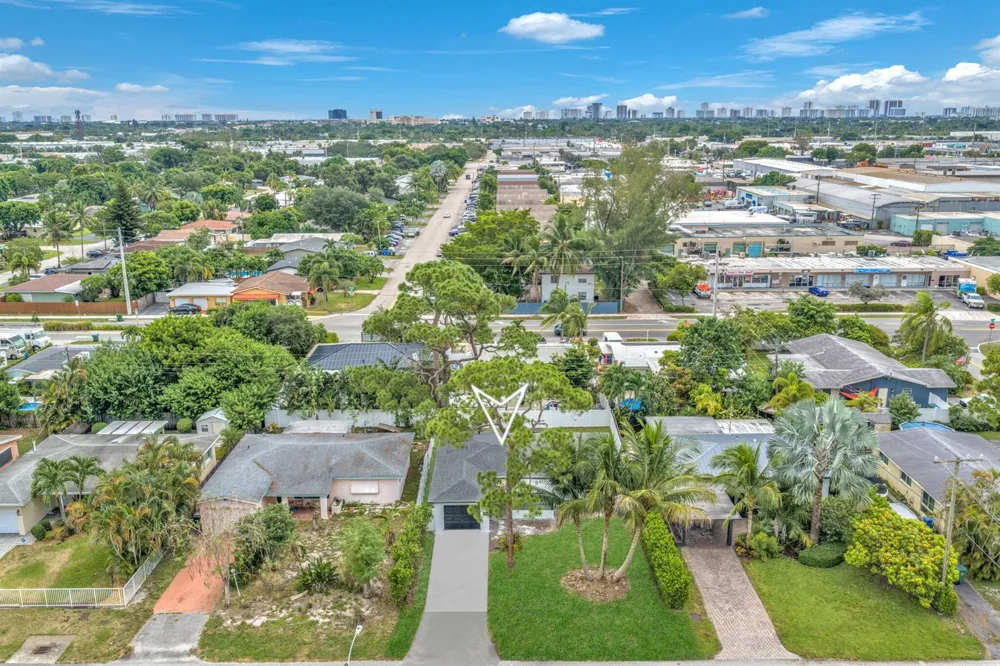 4630 NE 5TH TERRACE Oakland Park, FL 33334