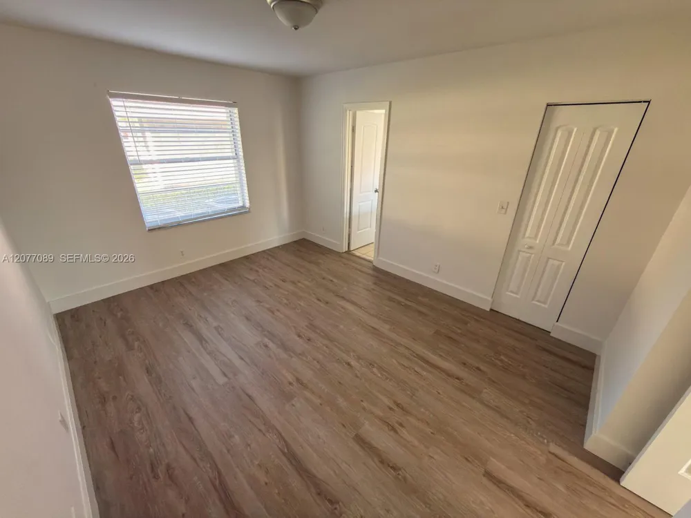 9937 Three Lakes Cir #14d Boca Raton, FL 33428