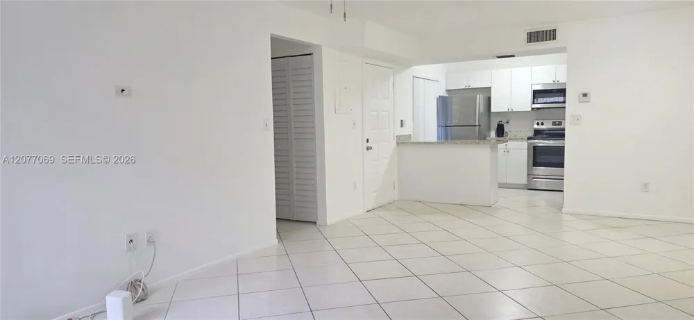 20125 NE 3rd Ct #3 Miami, FL 33179