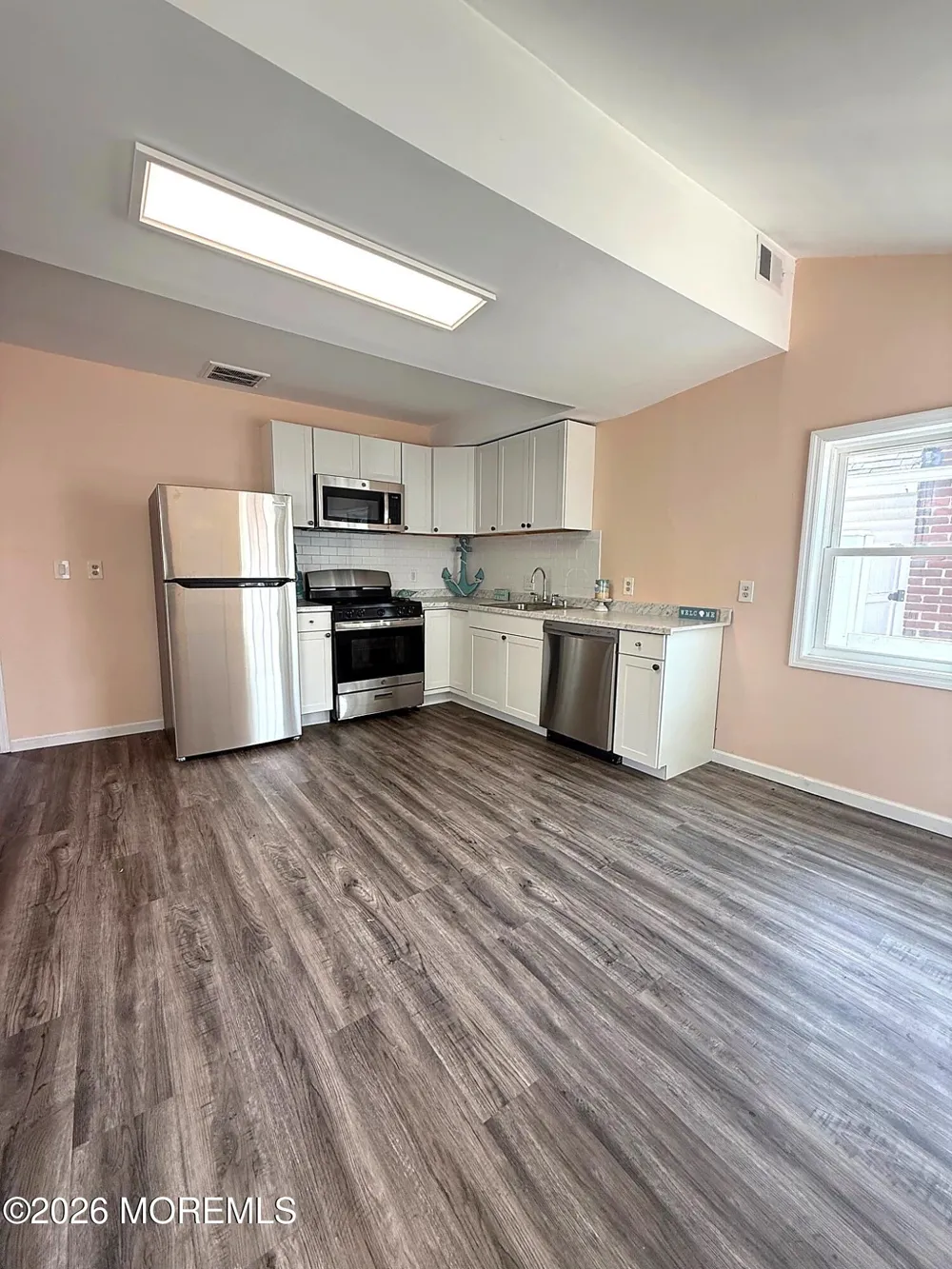22 Seaside Place Keansburg, NJ 07734
