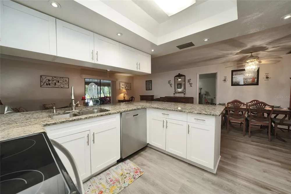7228 REYMOOR DRIVE North Fort Myers, FL 33917
