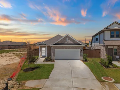 2903 Copper Falls Drive