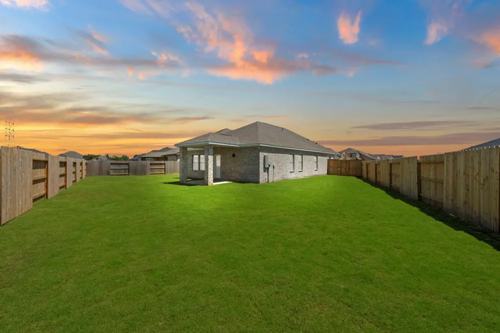 2903 Copper Falls Drive Rosharon, TX 77583