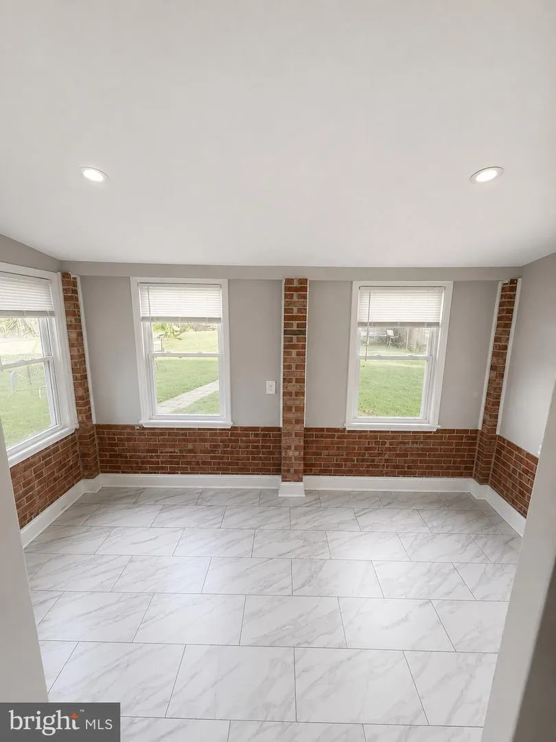 97 GARY AVENUE Penns Grove, NJ 08069