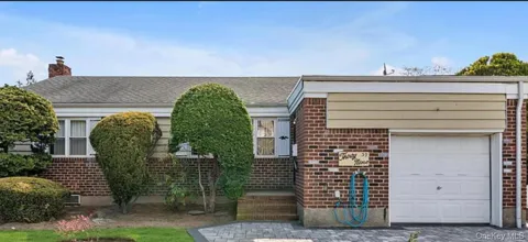 39 caroline Avenue