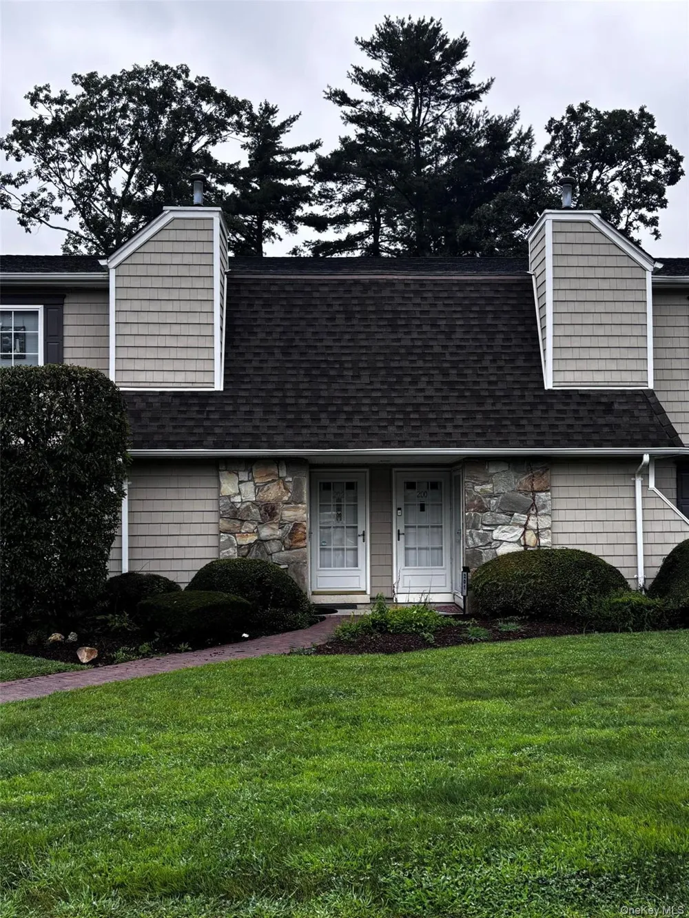 203 Lake Pointe Circle #203 Middle Island, NY 11953