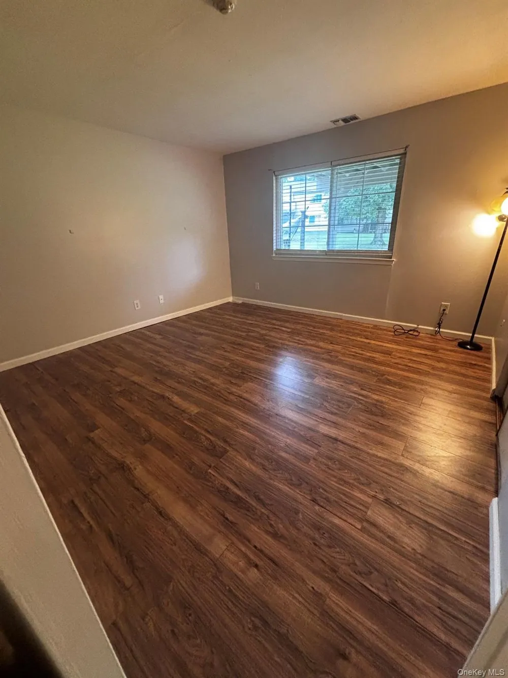203 Lake Pointe Circle #203 Middle Island, NY 11953