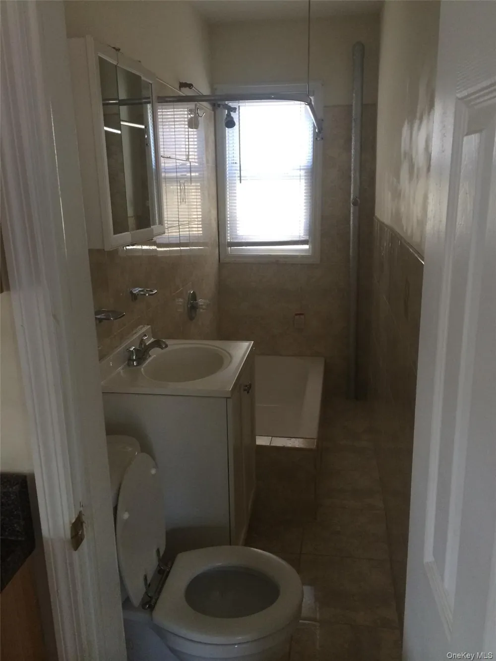 143-22 94th Avenue #2 Briarwood, NY 11435