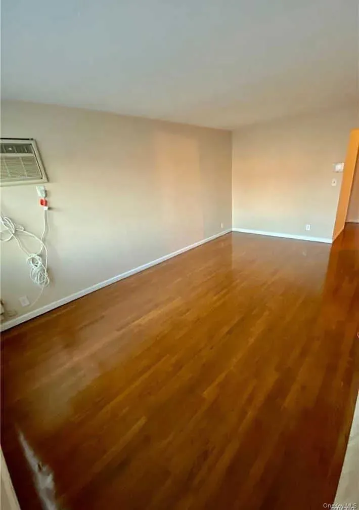 150-44 17 Th Ave Whitestone, NY 11357