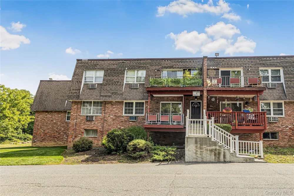 2 Crescent Drive ##5 Thiells, NY 10984
