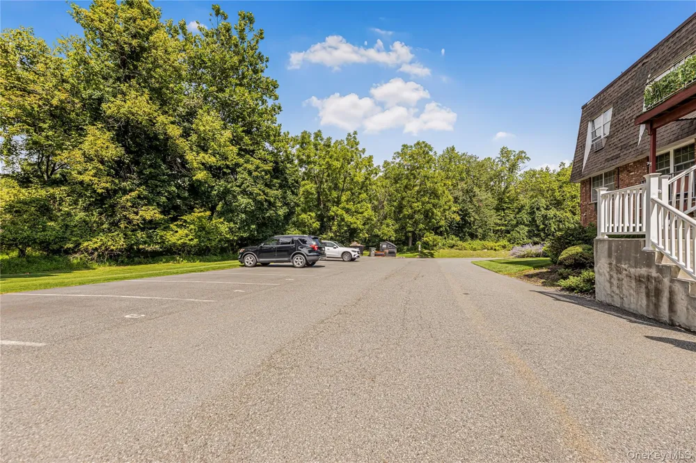 2 Crescent Drive ##5 Thiells, NY 10984