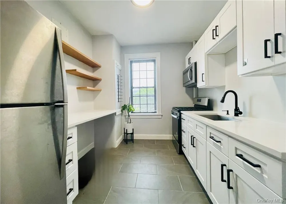 12 Chatsworth Avenue #B35 Larchmont, NY 10538