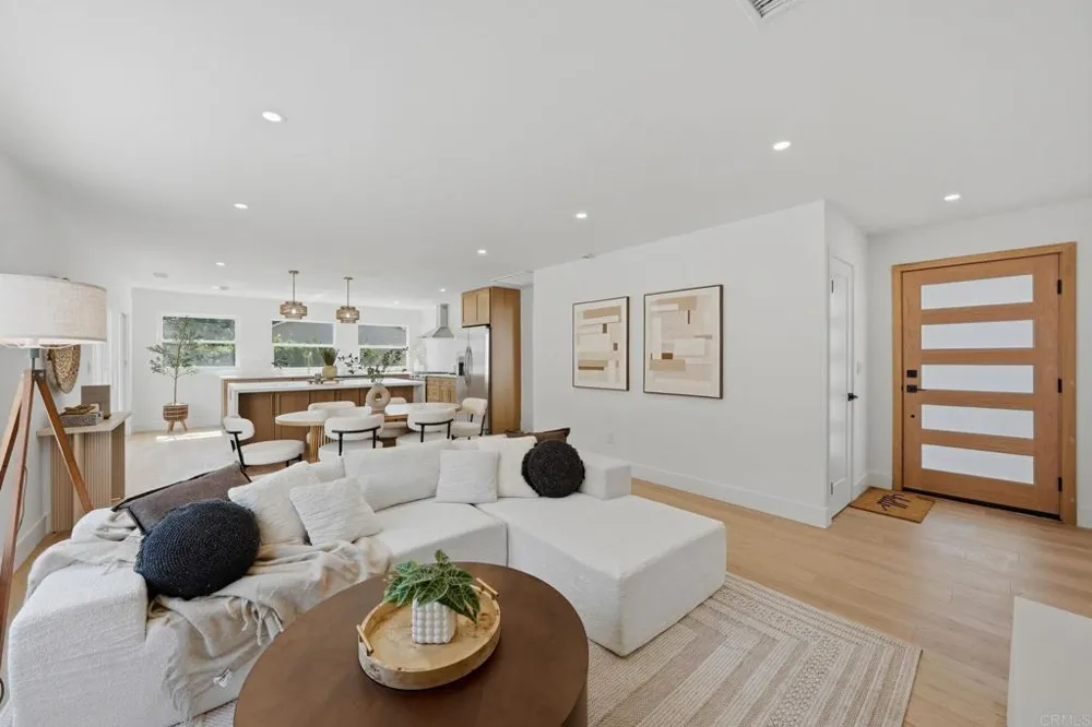10440 Bosque Drive Lakeside, CA 92040