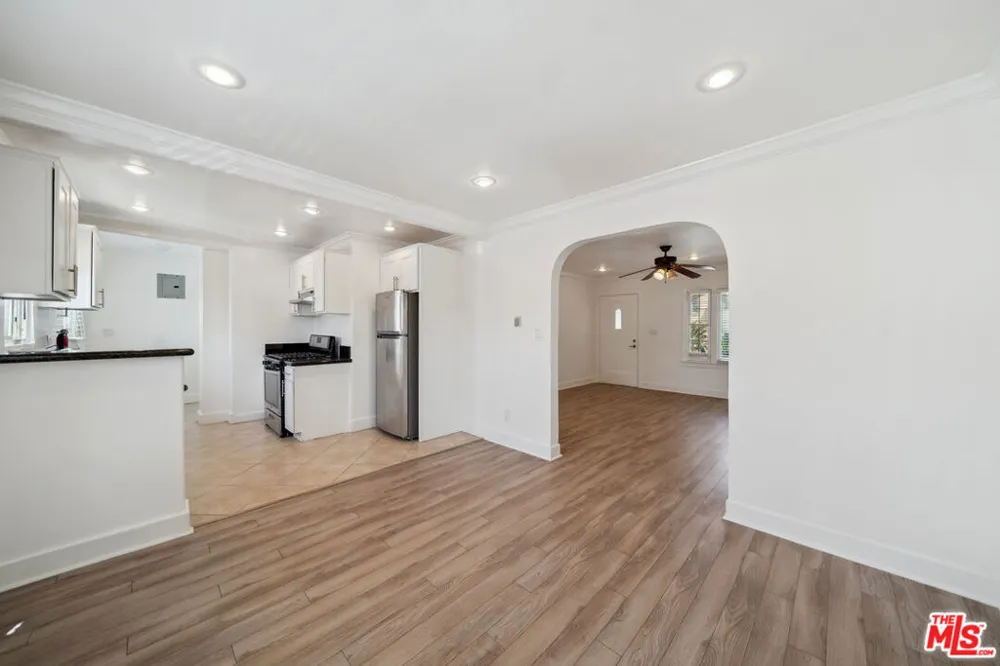 7942 Fountain Avenue West Hollywood, CA 90046