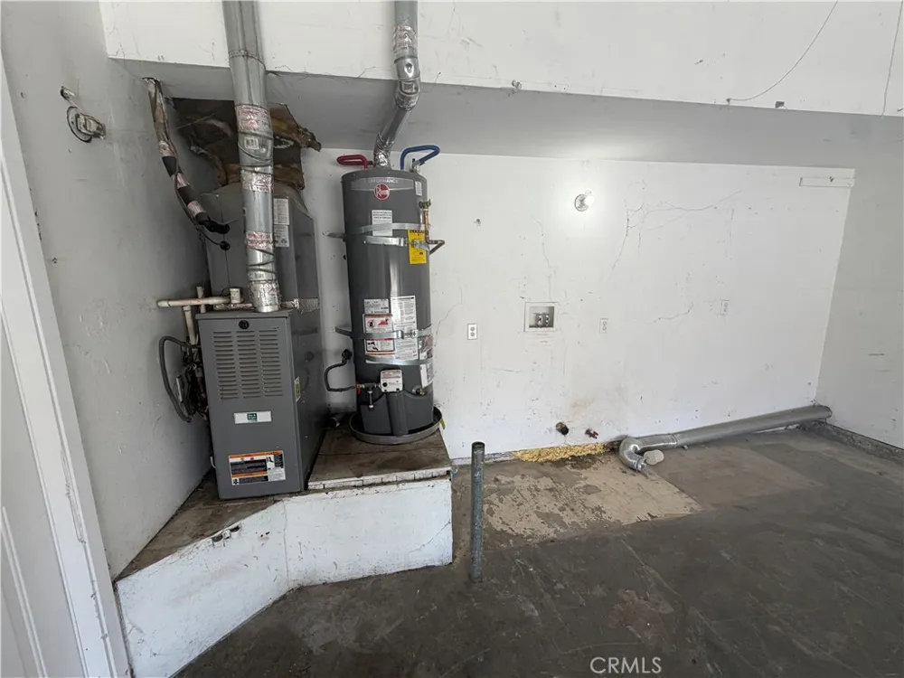 1910 Summertree Drive Perris, CA 92571