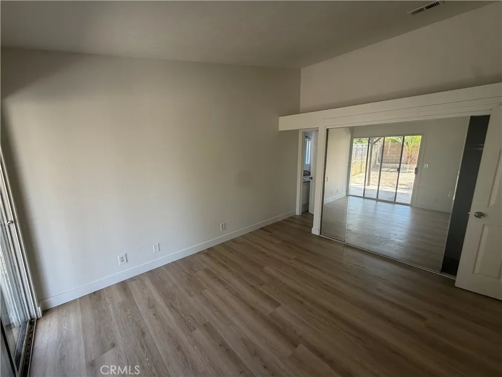 1910 Summertree Drive Perris, CA 92571