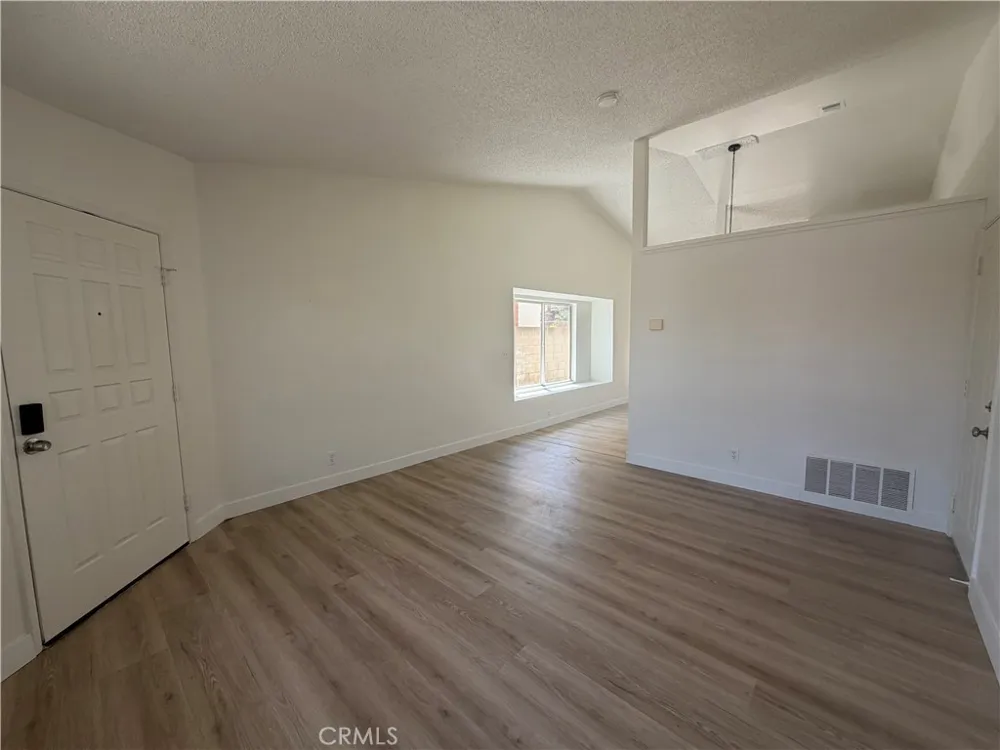 1910 Summertree Drive Perris, CA 92571
