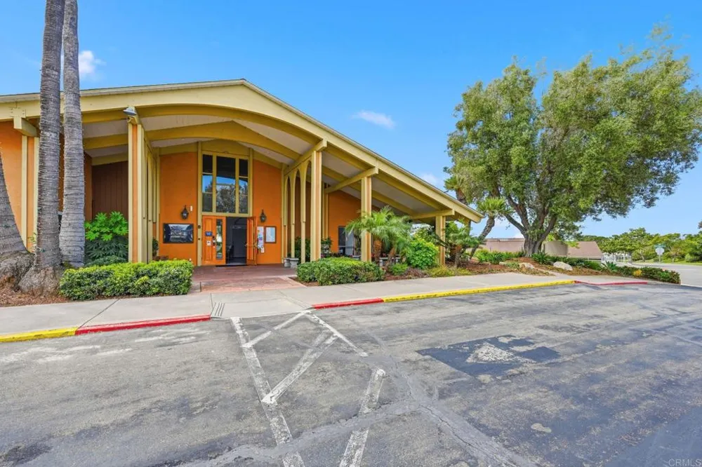 3839 Vista Campana S #8 Oceanside, CA 92057