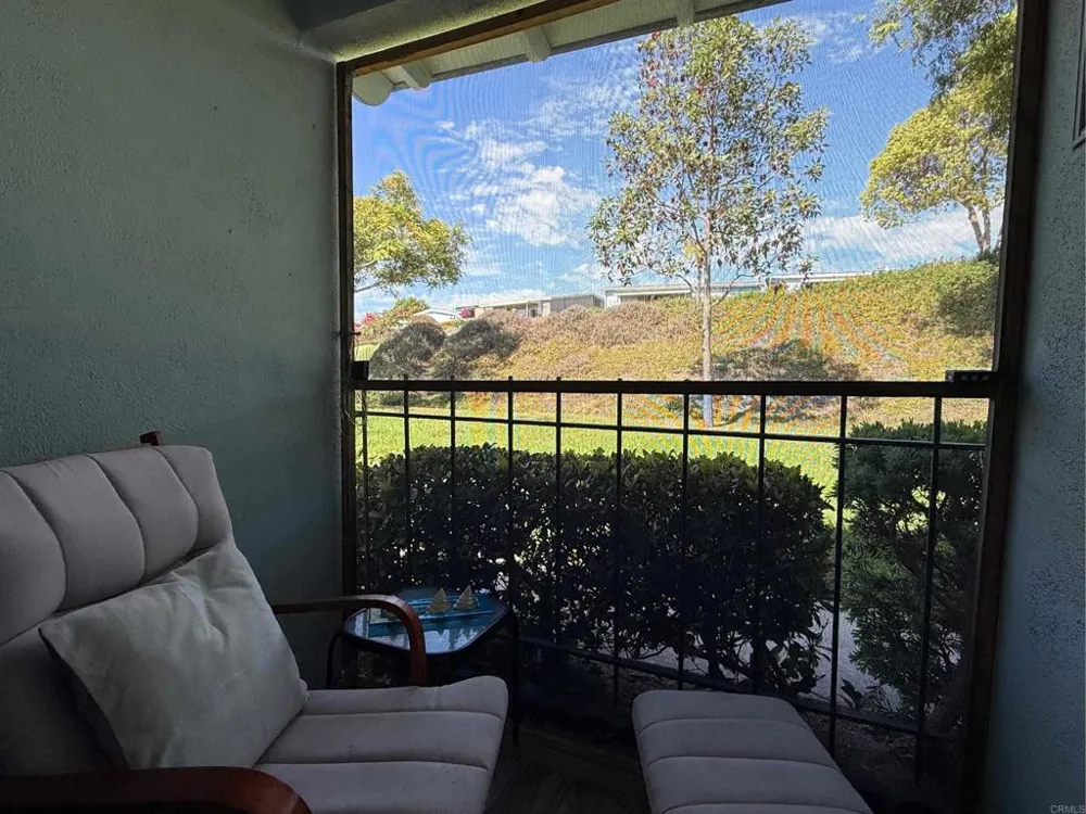 3839 Vista Campana S #8 Oceanside, CA 92057
