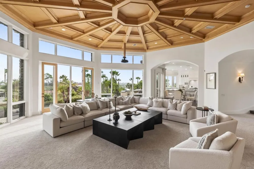 6868 Spyglass Lane Rancho Santa Fe, CA 92067