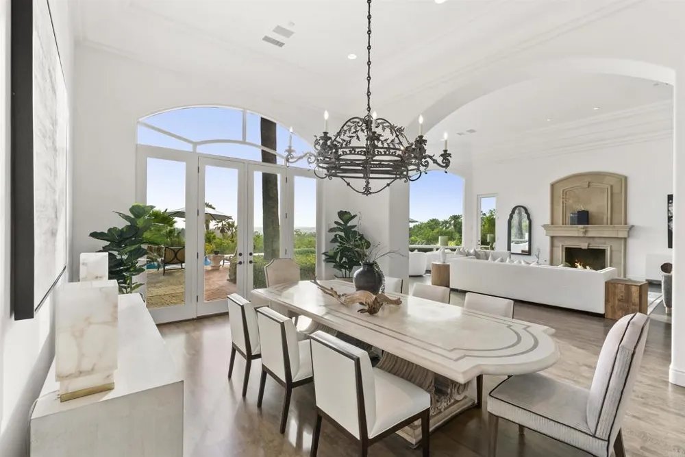 6868 Spyglass Lane Rancho Santa Fe, CA 92067