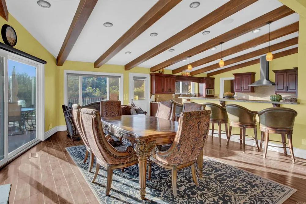 2440 Los Alisos Fallbrook, CA 92028