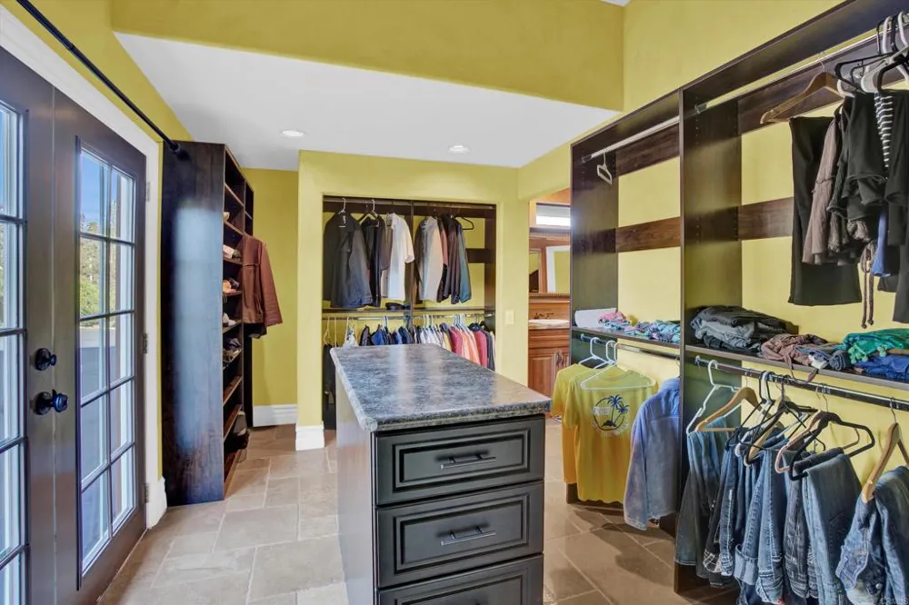 2440 Los Alisos Fallbrook, CA 92028