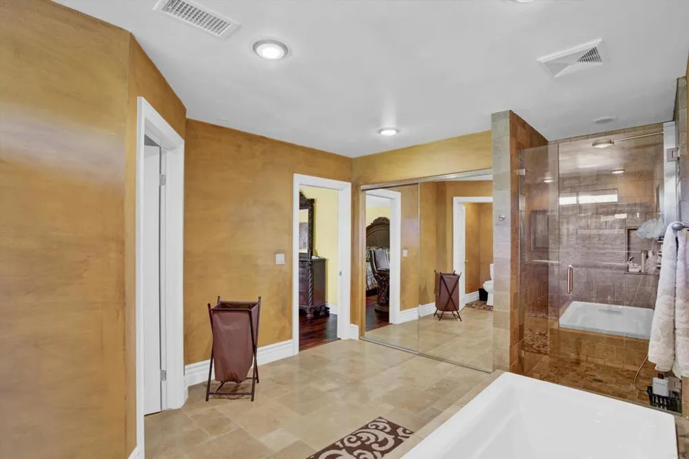2440 Los Alisos Fallbrook, CA 92028